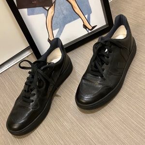 Veja vegan leather sneakers from the V-10 Bastille collection Black Color Size 9